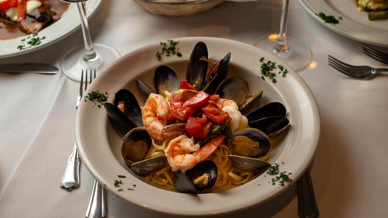 Zuppa di Pesce entree